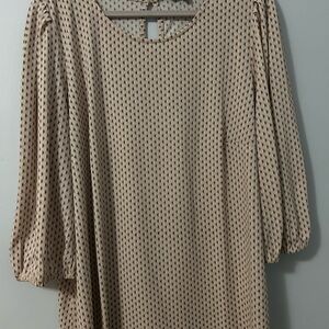 Elegant Pale Pink Patterned Blouse